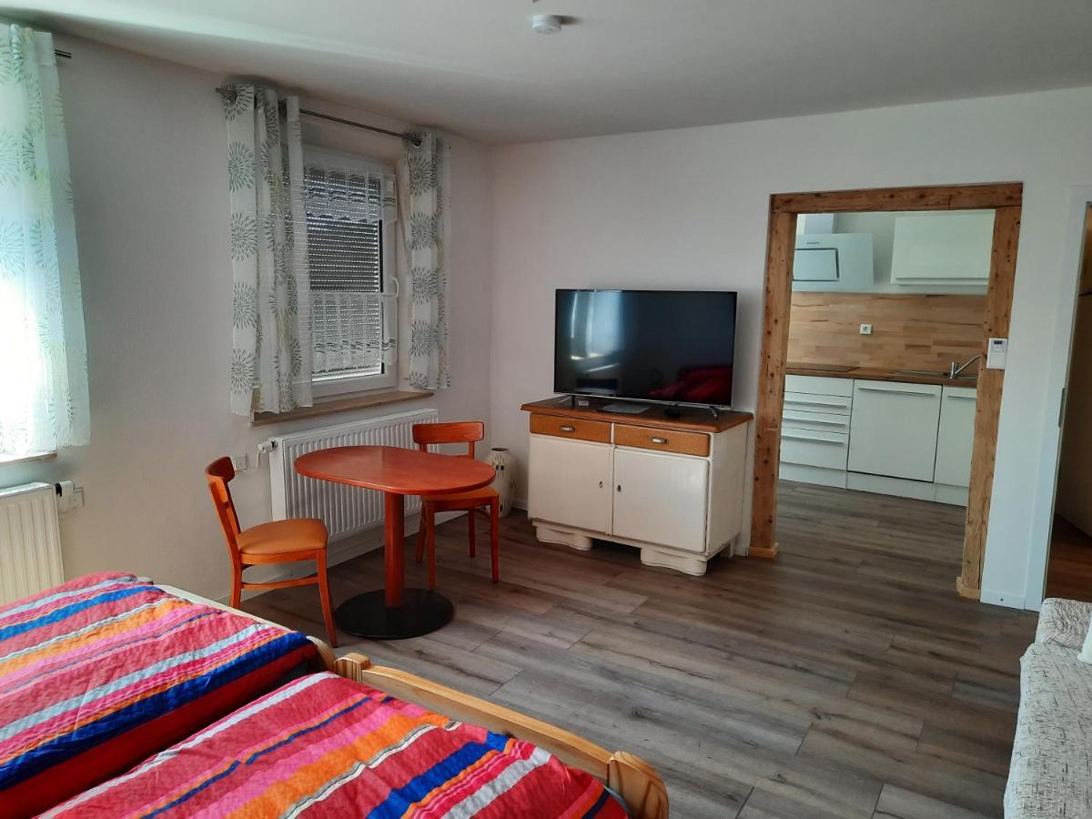 Ferienwohnungen Donaumoos 군즈부르크 외부 사진